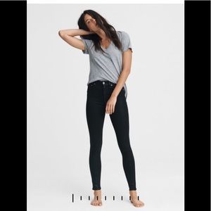 Rag& bone  blue jeans 👖 size 31.